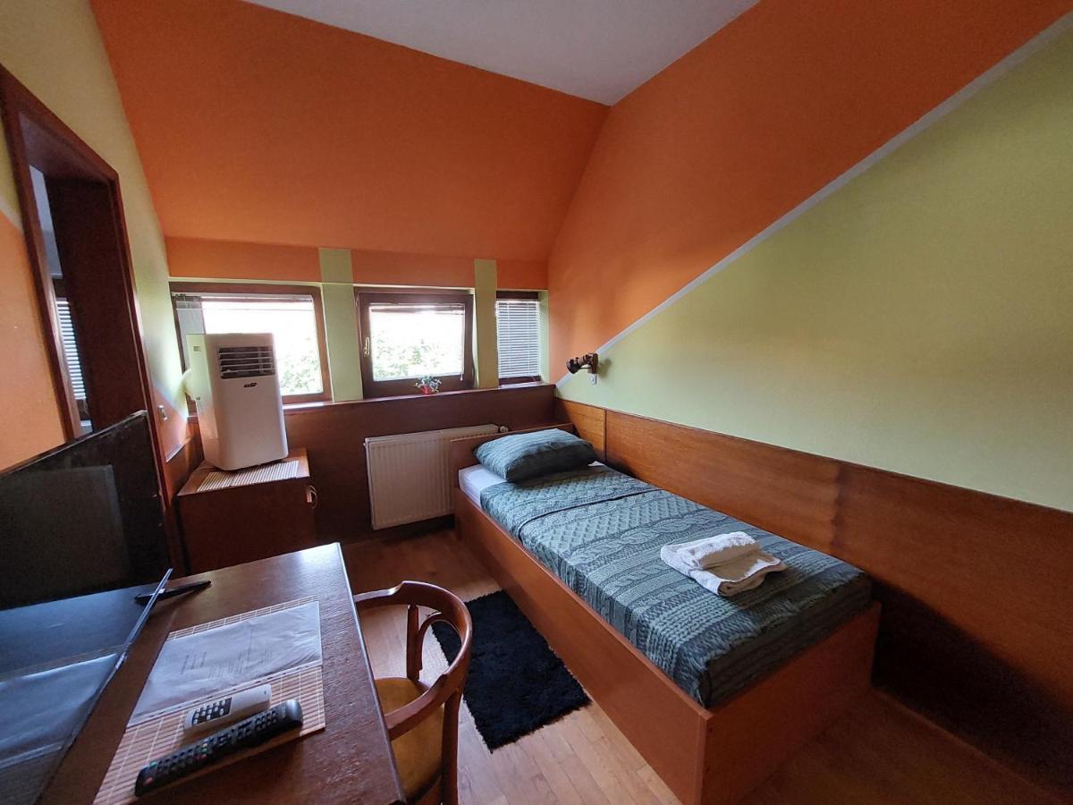 Craft Beer Bar Rooms Varaždin Zewnętrze zdjęcie