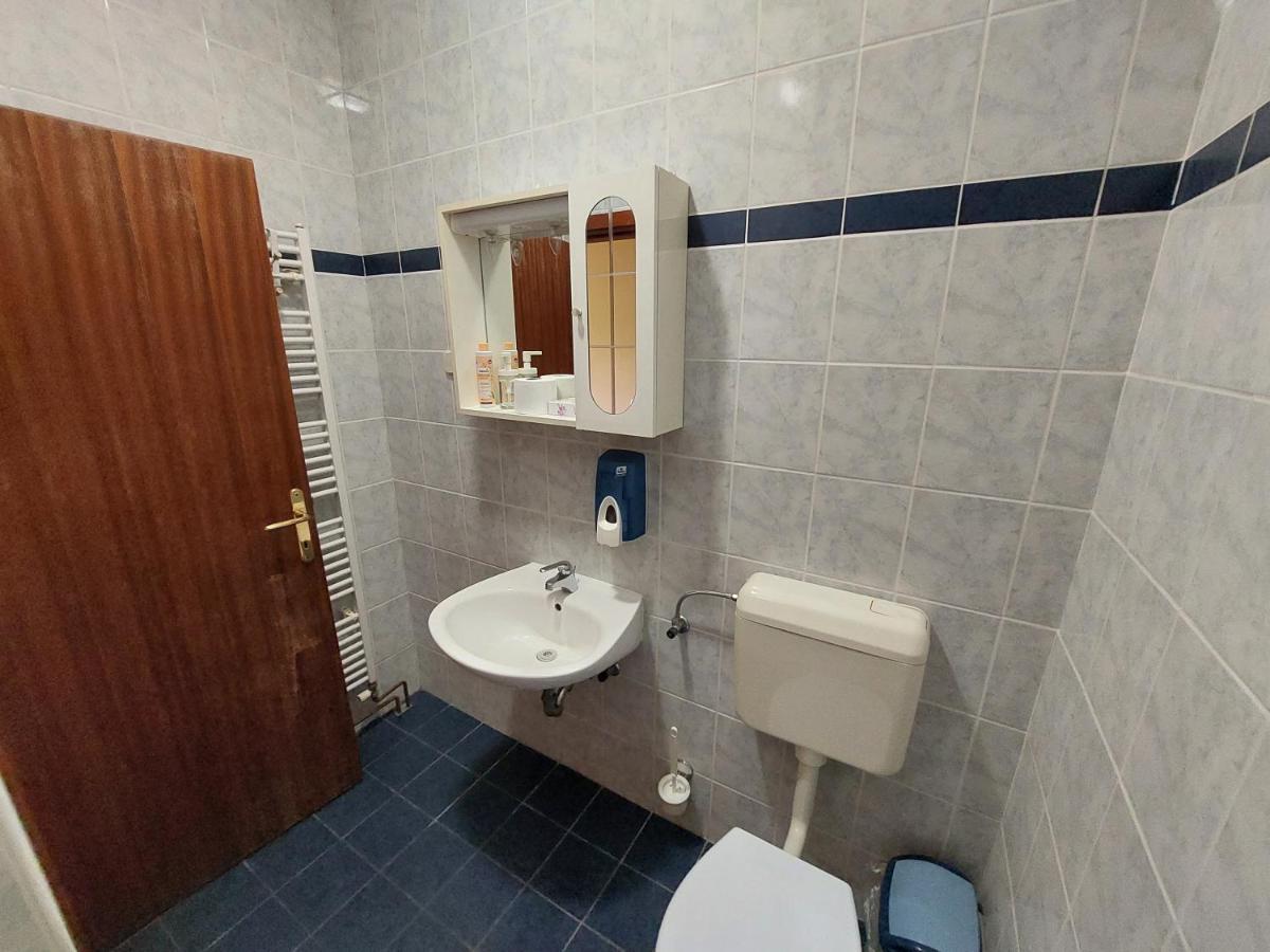 Craft Beer Bar Rooms Varaždin Zewnętrze zdjęcie
