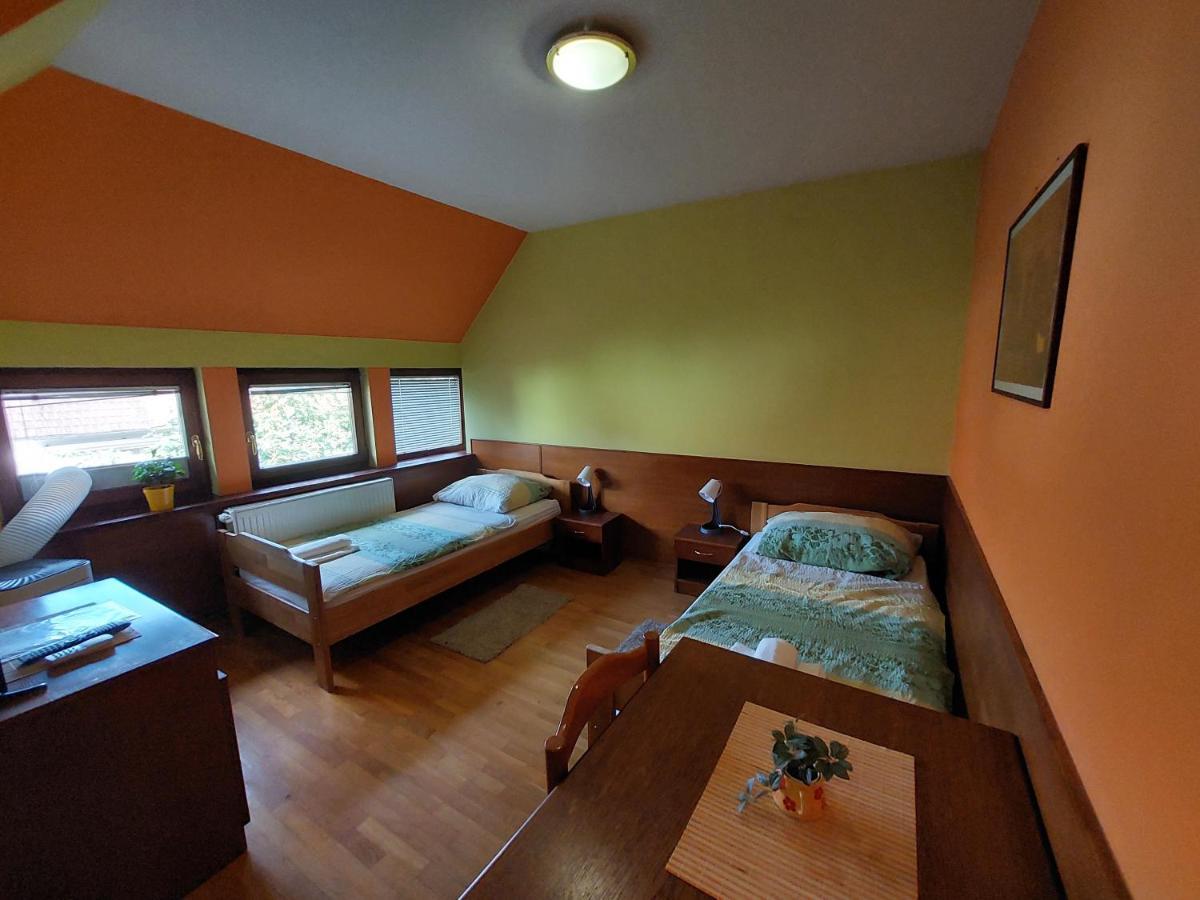Craft Beer Bar Rooms Varaždin Zewnętrze zdjęcie