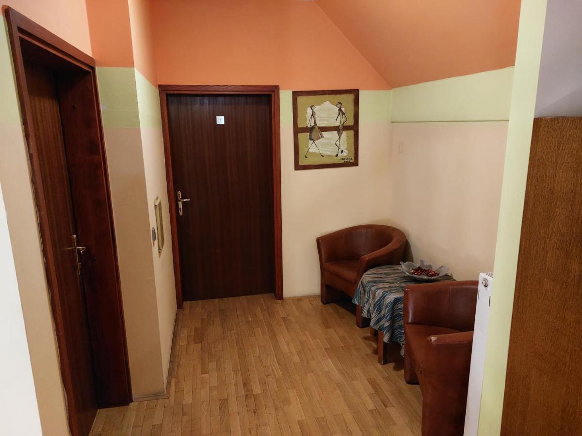 Craft Beer Bar Rooms Varaždin Zewnętrze zdjęcie