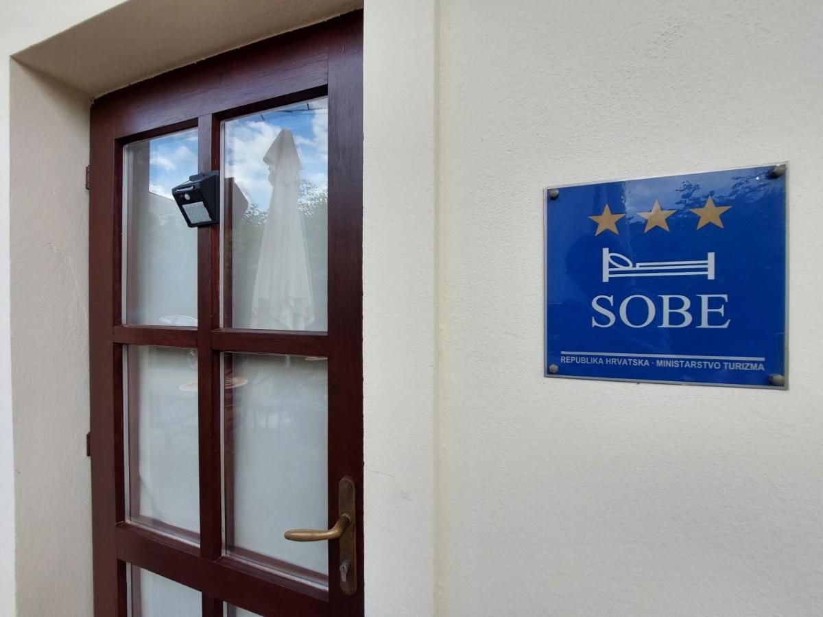 Craft Beer Bar Rooms Varaždin Zewnętrze zdjęcie